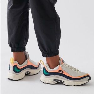 Reebok Daytona DMX Sneaker